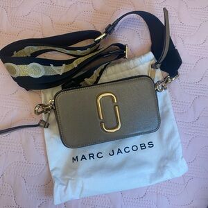 Marc Jacobs cross body bag